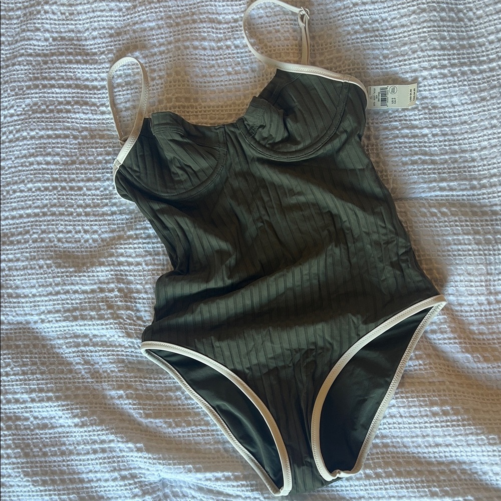 NWT Small aerie One Piece Swim